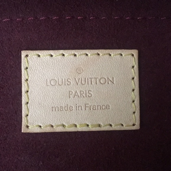 Louis Vuitton Montsouris NM Backpack - Picture 6 of 8